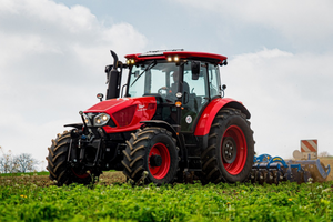 Як вибрати трактор для роботи на полях в Україні фото